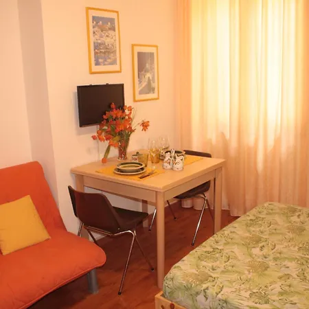 Nice In Apartment Taormina